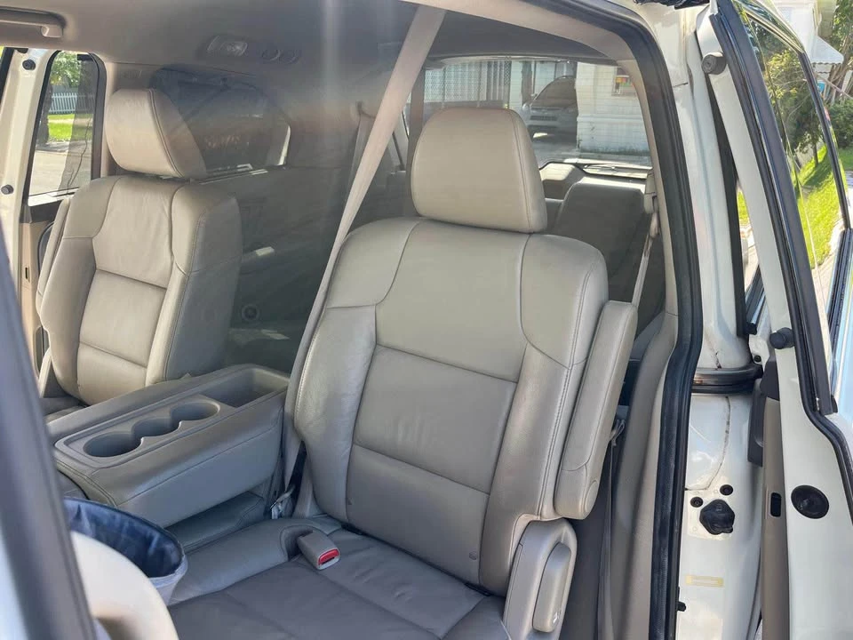 2013 Honda Odyssey - Image 2 of 6