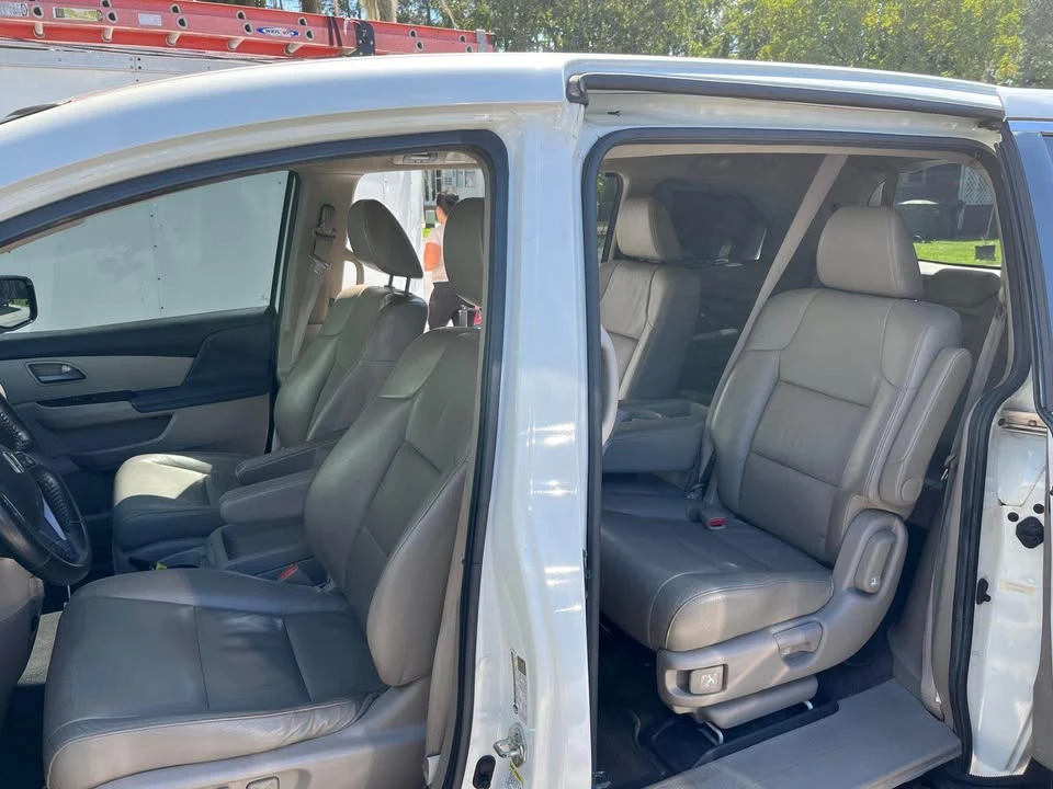 2013 Honda Odyssey - Image 3 of 6