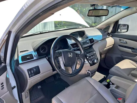 2013 Honda Odyssey LX Minivan 4D