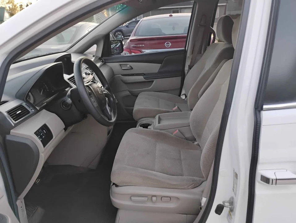 2013 Honda Odyssey - Image 4 of 8
