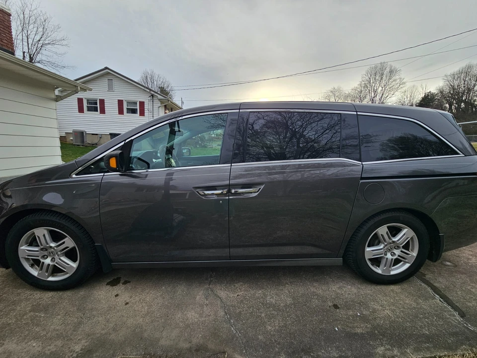 2013 Honda Odyssey - Image 3 of 21