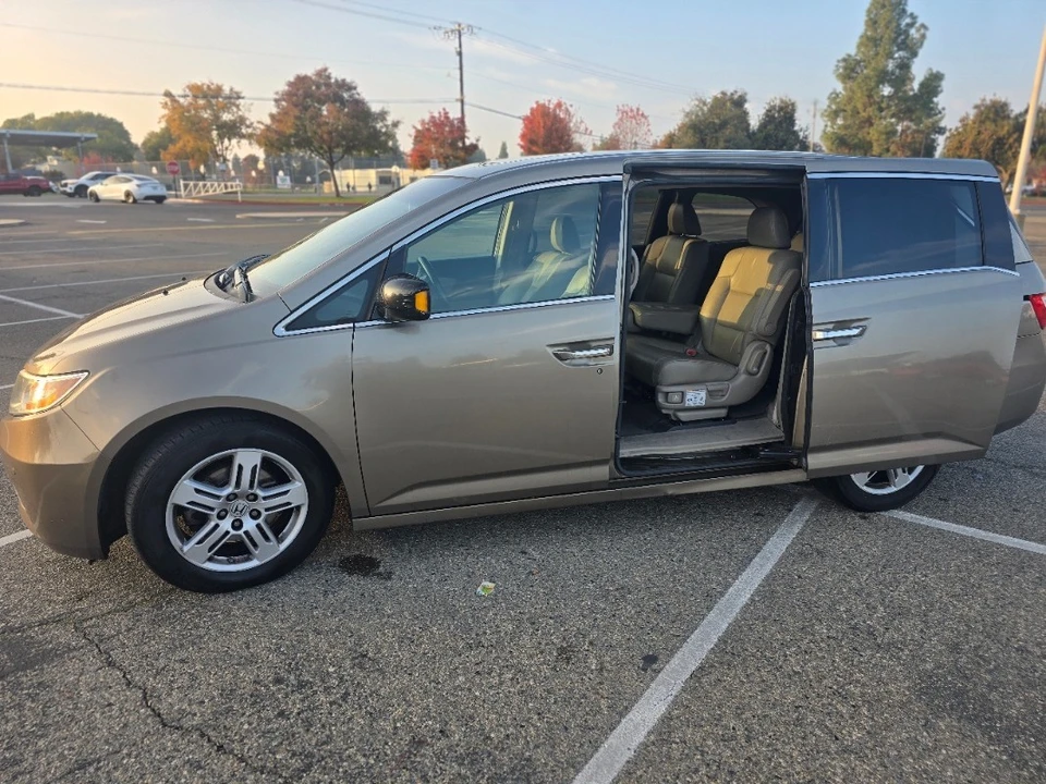 2013 Honda Odyssey - Image 5 of 21
