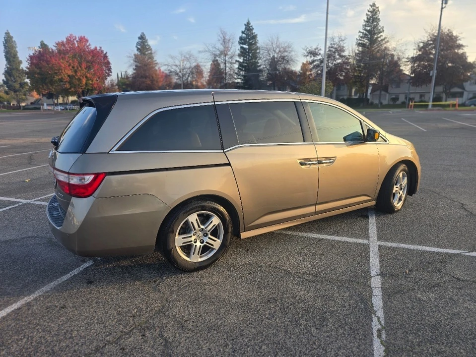 2013 Honda Odyssey - Image 20 of 21