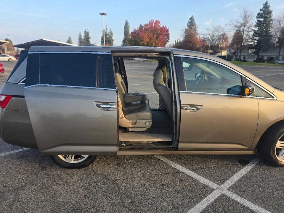 2013 Honda Odyssey - Image 7 of 21