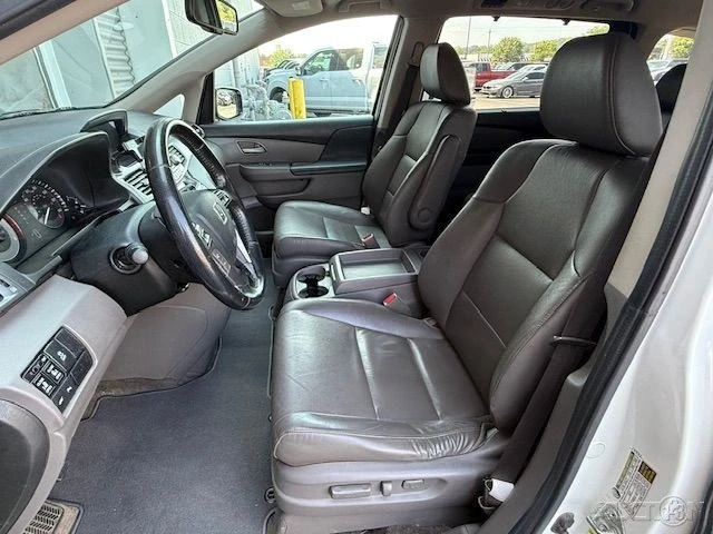 2013 Honda Odyssey - Image 11 of 12