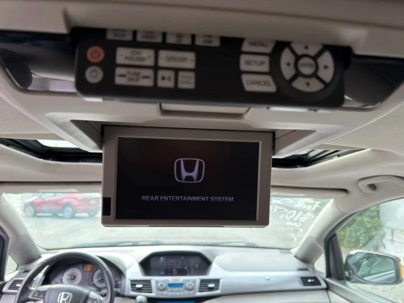 2013 Honda Odyssey - Image 11 of 12