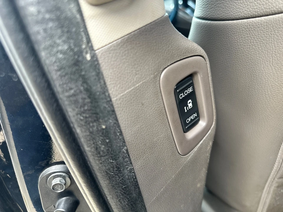 2013 Honda Odyssey - Image 9 of 12