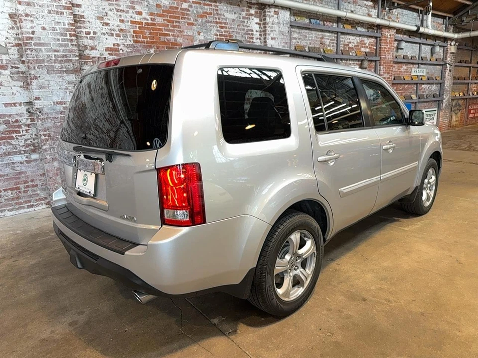 2013 Honda Pilot 2nd Gen - Image 3 of 31