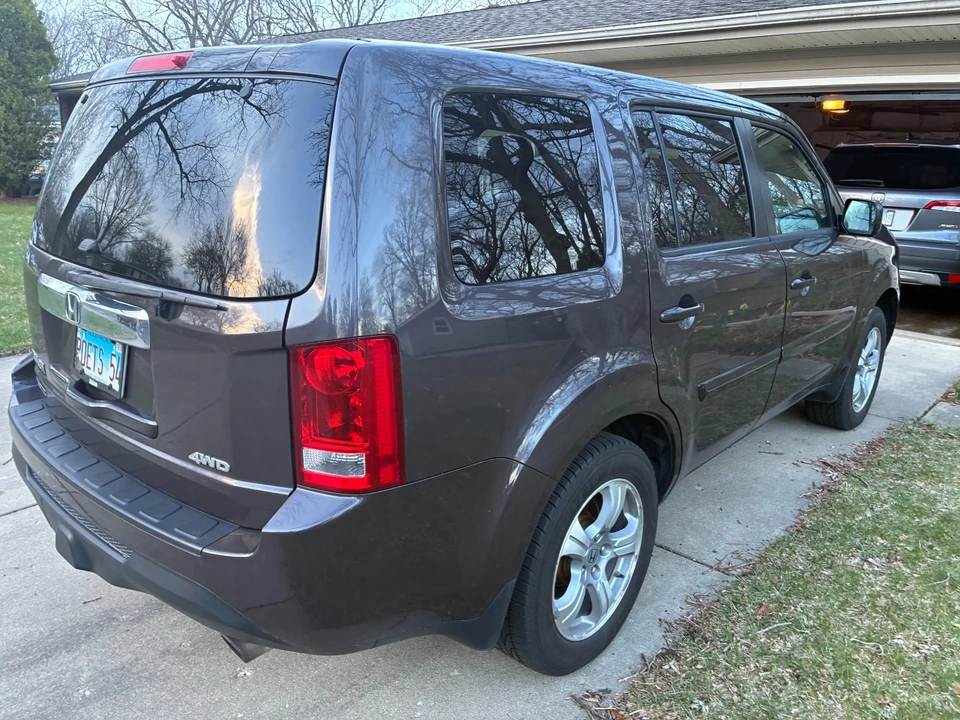 2013 Honda Pilot 2nd Gen - Image 5 of 10