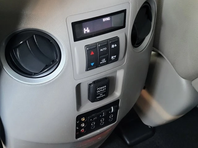 2013 Honda Pilot 2nd Gen - Image 10 of 12