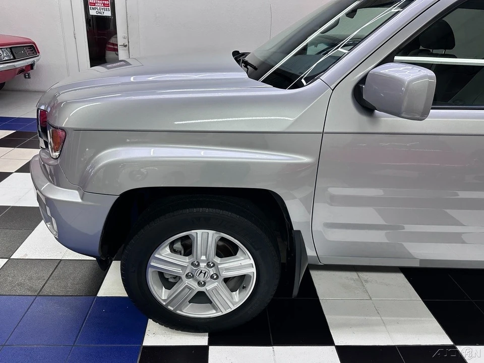 2013 Honda Ridgeline 1st Gen - Image 10 of 21