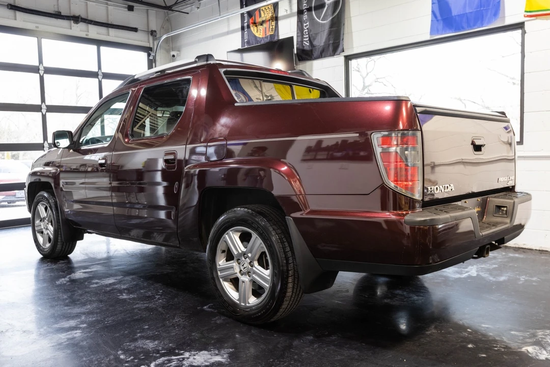 2013 Honda Ridgeline 1st Gen - Image 10 of 12