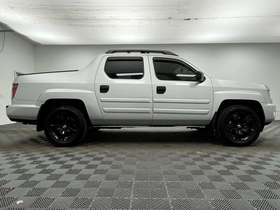 2013 Honda Ridgeline 1st Gen - Image 6 of 12