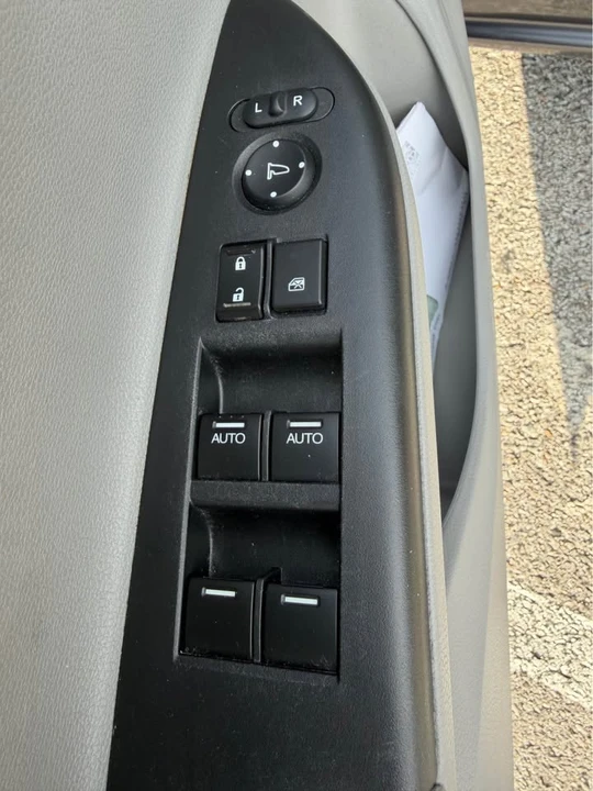 2013 Honda Accord 9th Gen - Image 14 of 16