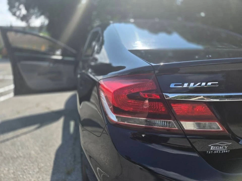 2013 Honda Civic 9th Gen - Image 9 of 20