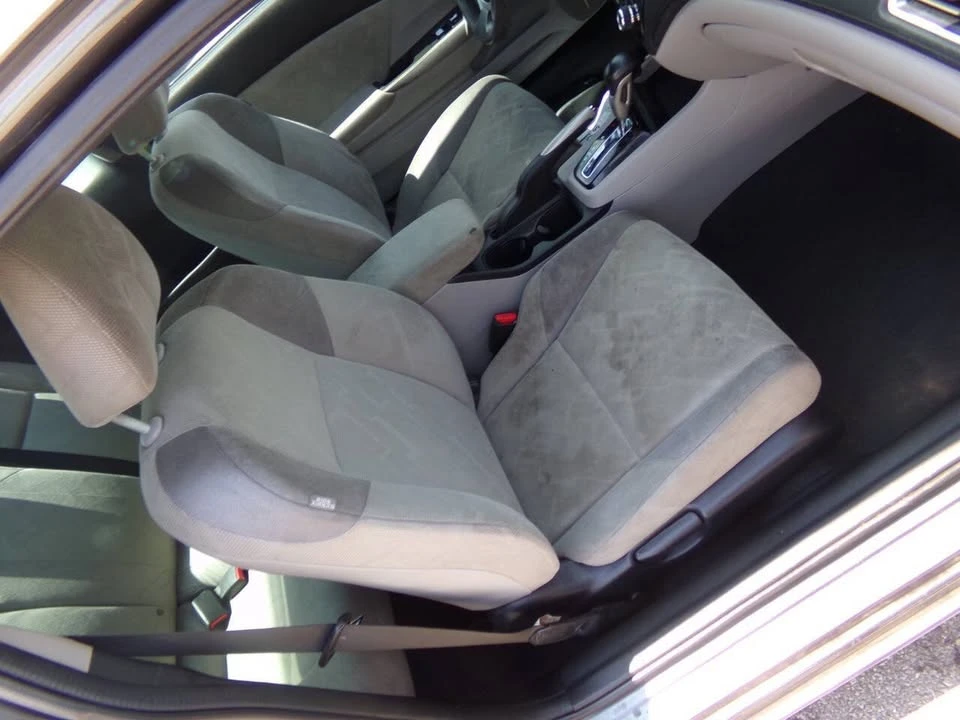 2013 Honda Civic 9th Gen - Image 18 of 20