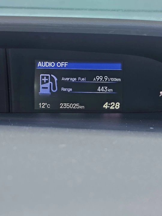 2013 Honda Civic 9th Gen - Image 5 of 10