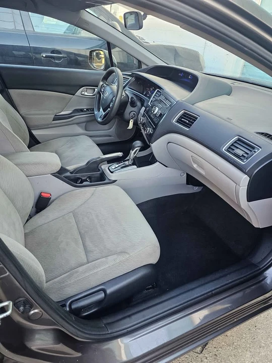 2013 Honda Civic 9th Gen - Image 8 of 10