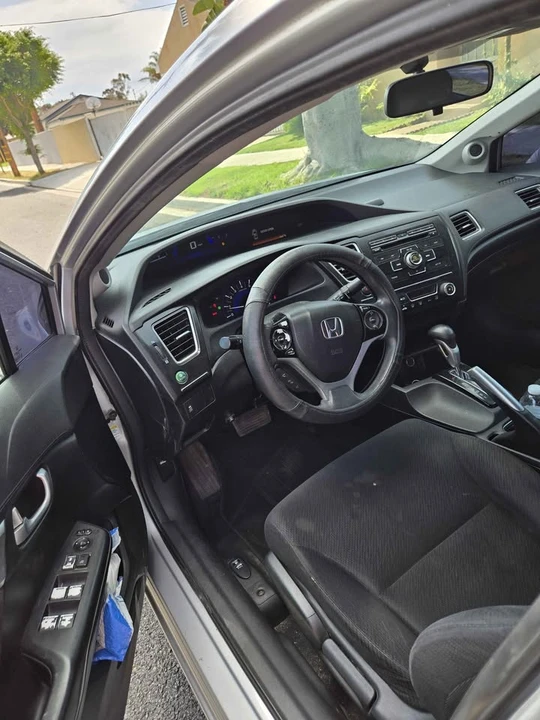 2013 Honda Civic 9th Gen - Image 6 of 17