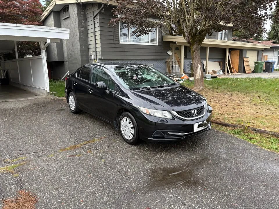 2013 Honda Civic 9th Gen - Image 4 of 7