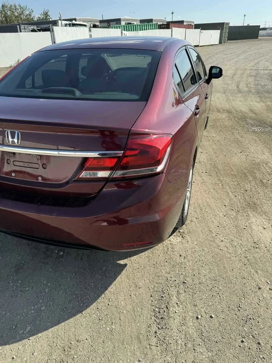 2013 Honda Civic 9th Gen - Image 6 of 12