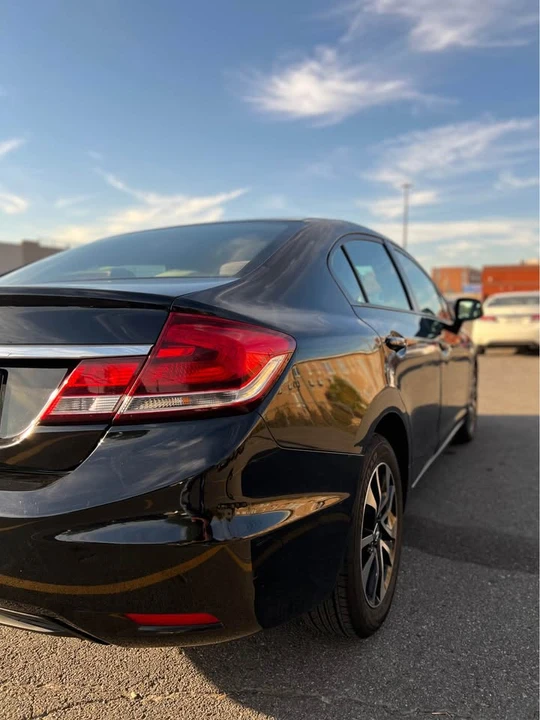 2013 Honda Civic 9th Gen - Image 10 of 15