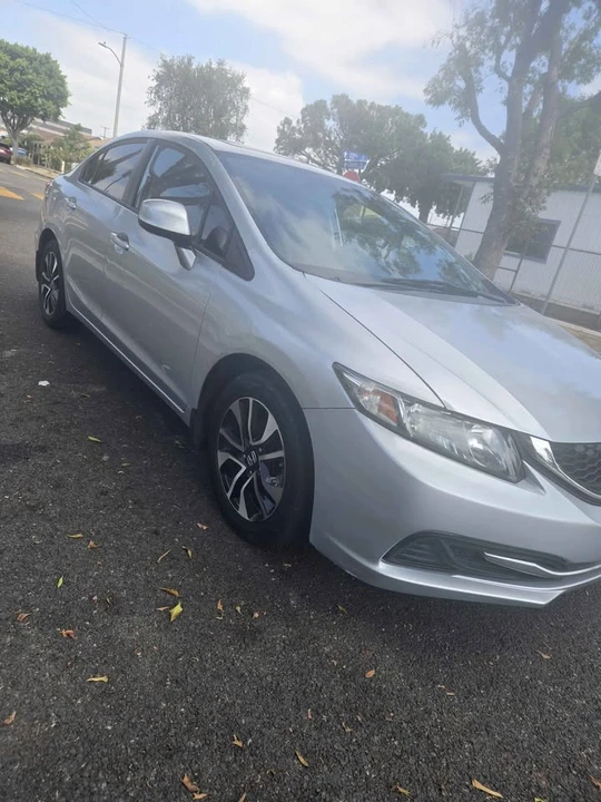 2013 Honda Civic 9th Gen - Image 15 of 17