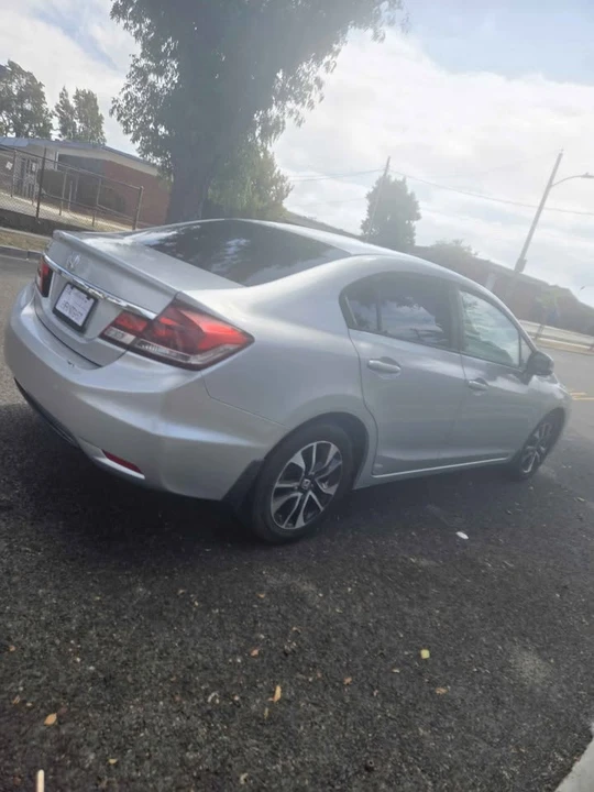 2013 Honda Civic 9th Gen - Image 12 of 17