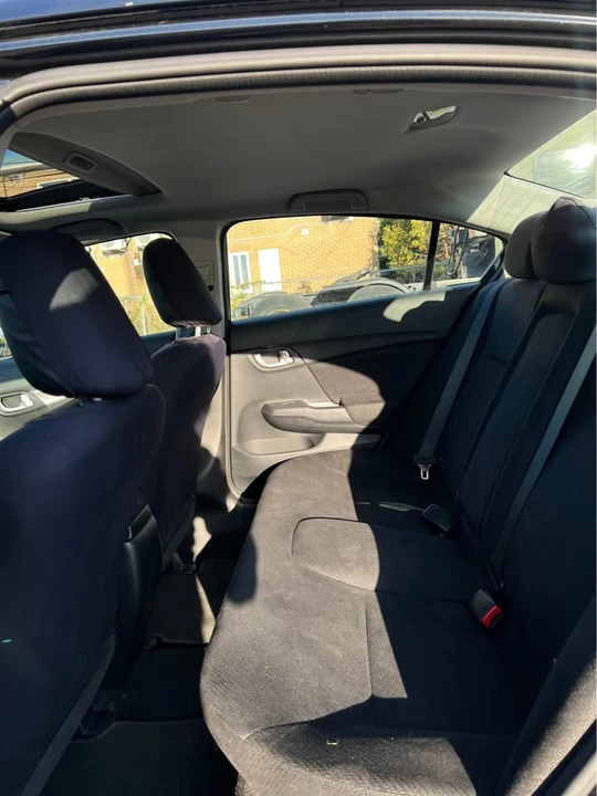 2013 Honda Civic 9th Gen - Image 5 of 15