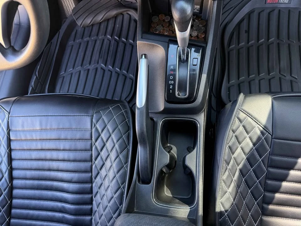 2013 Honda Civic 9th Gen - Image 6 of 8