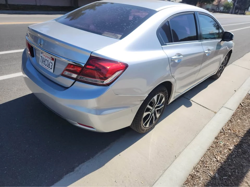 2013 Honda Civic 9th Gen - Image 3 of 9