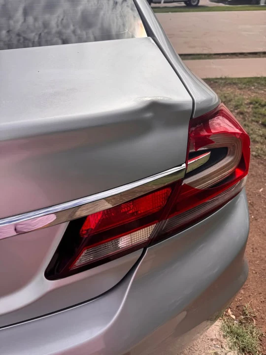 2013 Honda Civic 9th Gen - Image 3 of 16