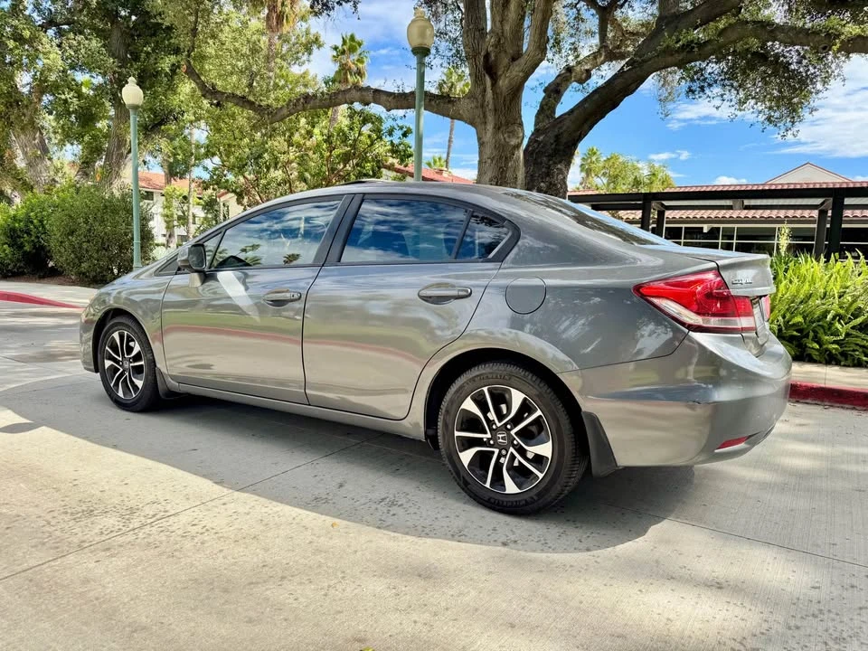 2013 Honda Civic 9th Gen - Image 6 of 14