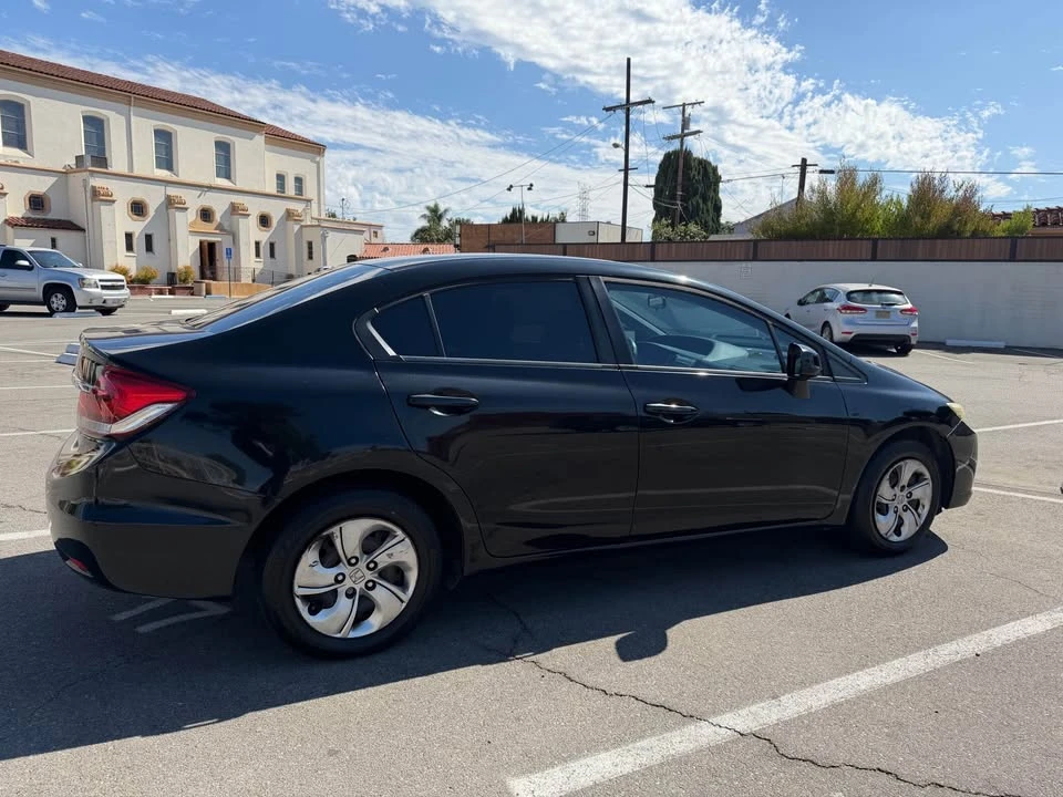 2013 Honda Civic 9th Gen - Image 13 of 17