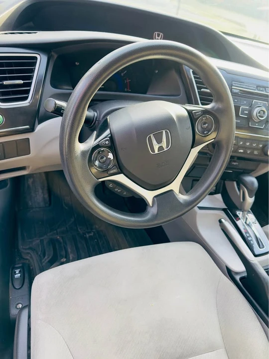 2013 Honda Civic 9th Gen - Image 6 of 7