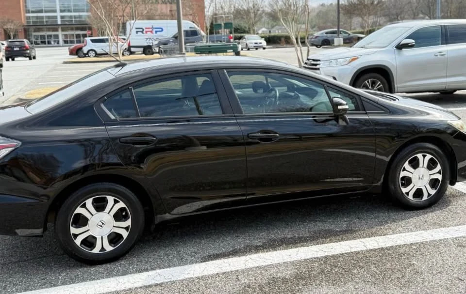 2013 Honda Civic 9th Gen - Image 3 of 5