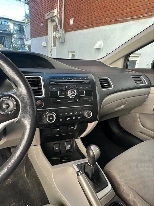 2013 Honda Civic 9th Gen - Image 3 of 9