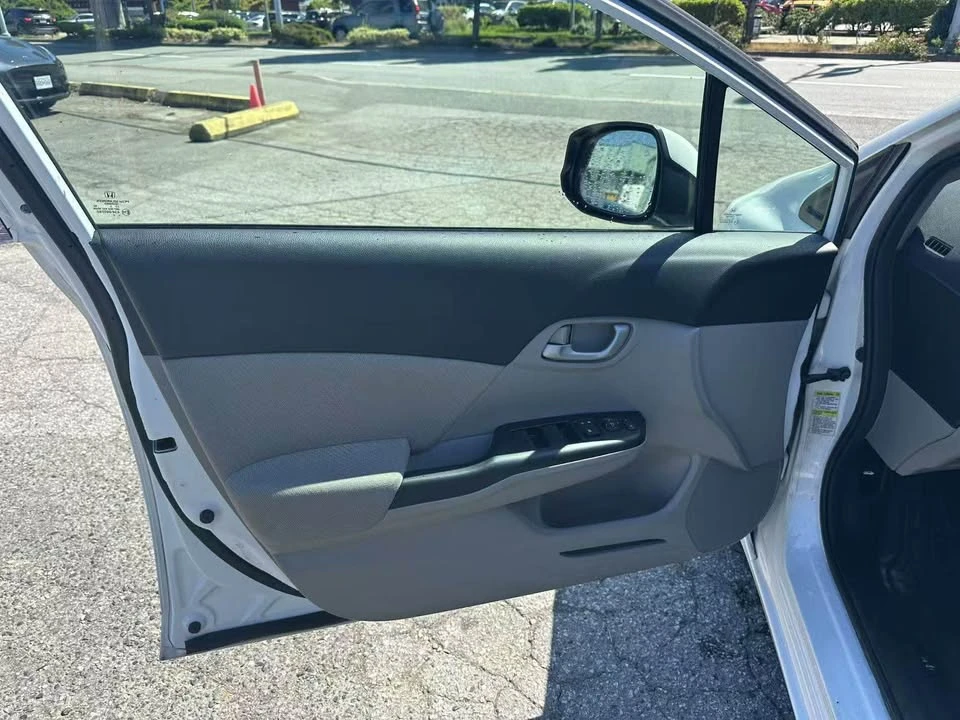 2013 Honda Civic 9th Gen - Image 13 of 17