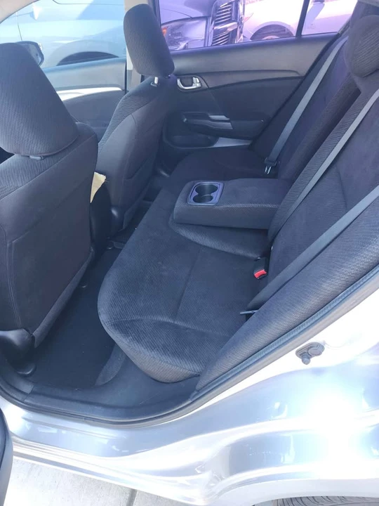 2013 Honda Civic 9th Gen - Image 2 of 9
