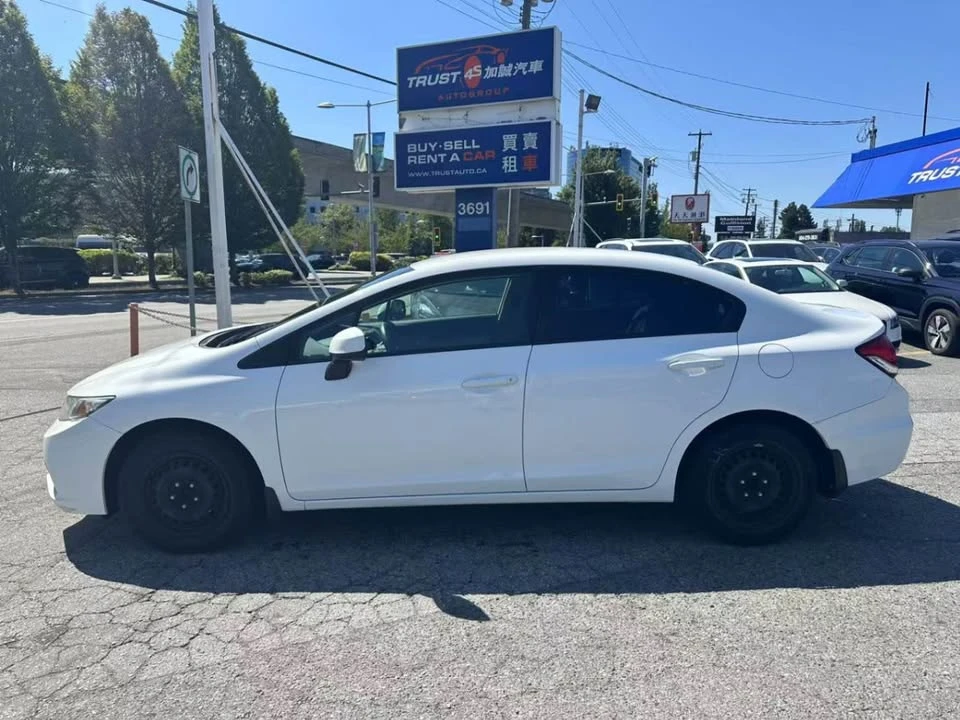 2013 Honda Civic 9th Gen - Image 7 of 17