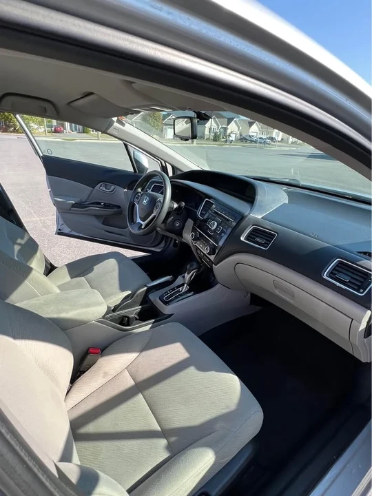 2013 Honda Civic 9th Gen - Image 3 of 12