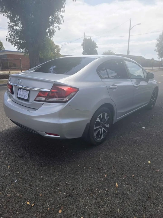2013 Honda Civic 9th Gen - Image 16 of 17