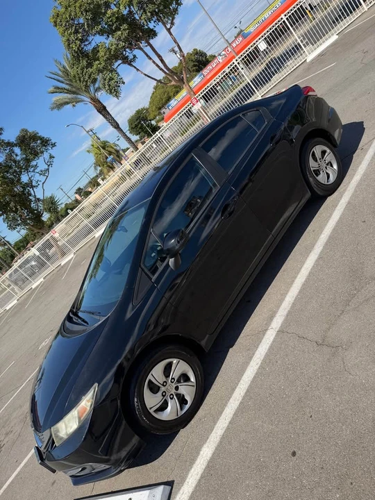 2013 Honda Civic 9th Gen - Image 3 of 17