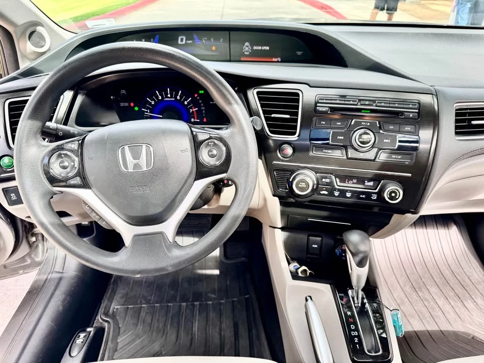 2013 Honda Civic 9th Gen - Image 3 of 14