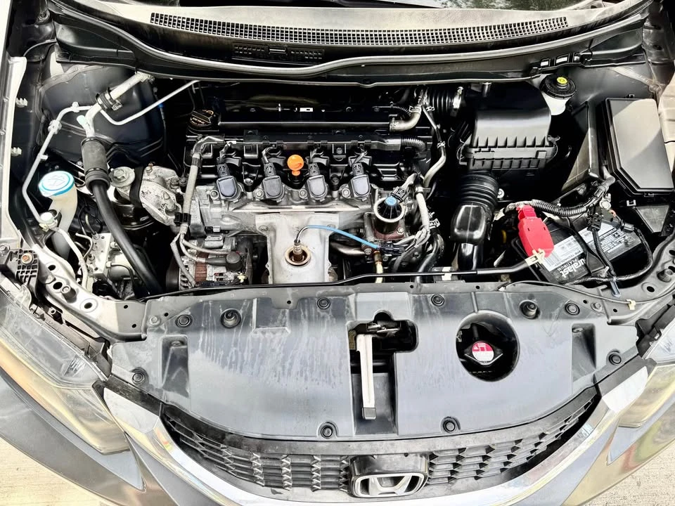 2013 Honda Civic 9th Gen - Image 10 of 14