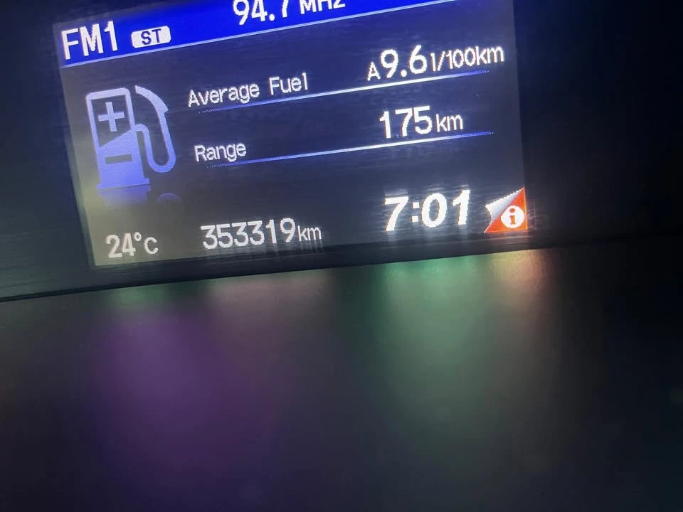 2013 Honda Civic 9th Gen - Image 4 of 13