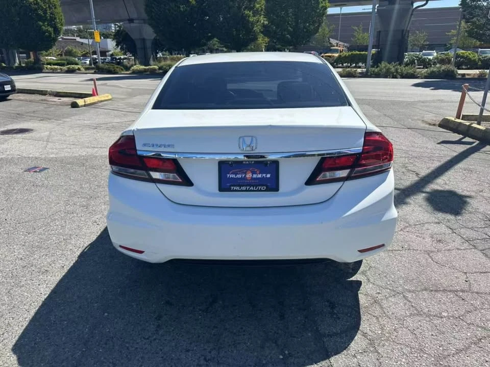2013 Honda Civic 9th Gen - Image 5 of 17