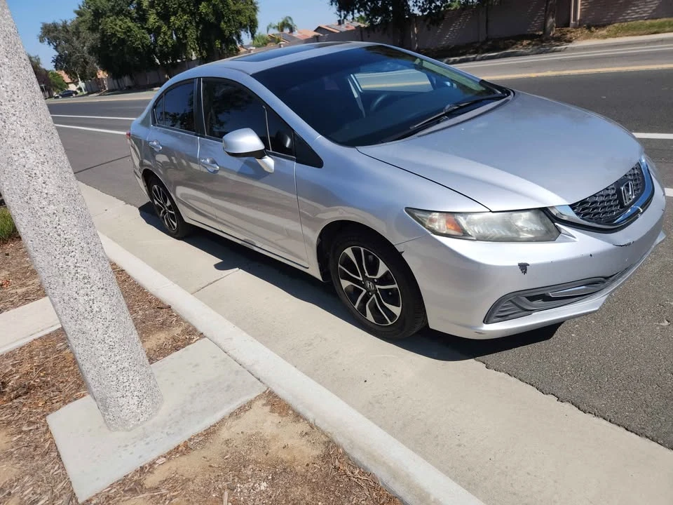 2013 Honda Civic 9th Gen - Image 7 of 9