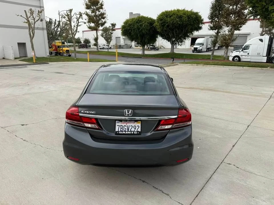 2013 Honda Civic 9th Gen - Image 3 of 17
