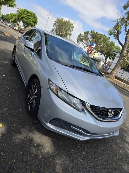 2013 Honda Civic 9th Gen - Image 4 of 17